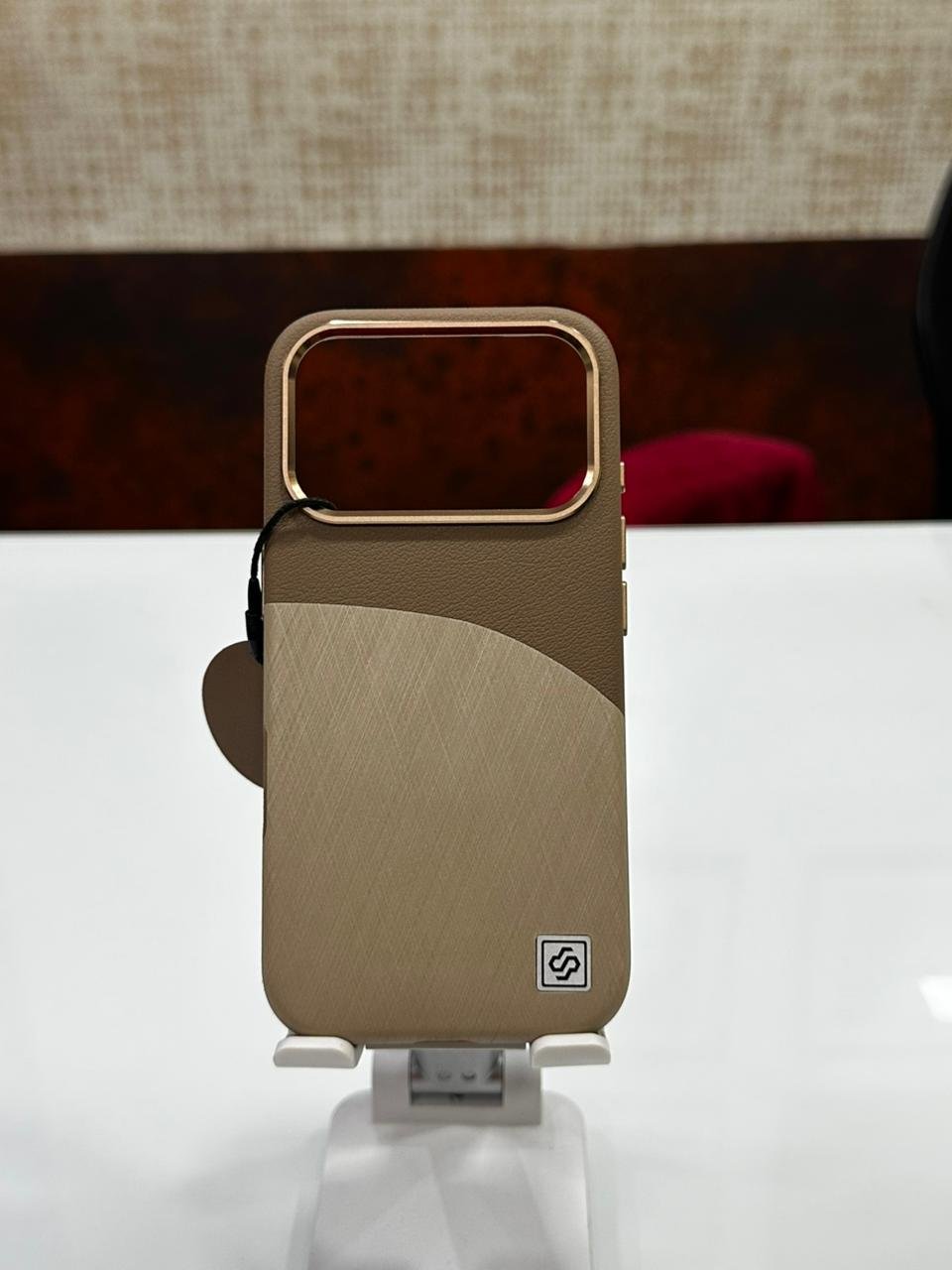 iPhone 17 Pro – Premium Dual-Tone Back Cover